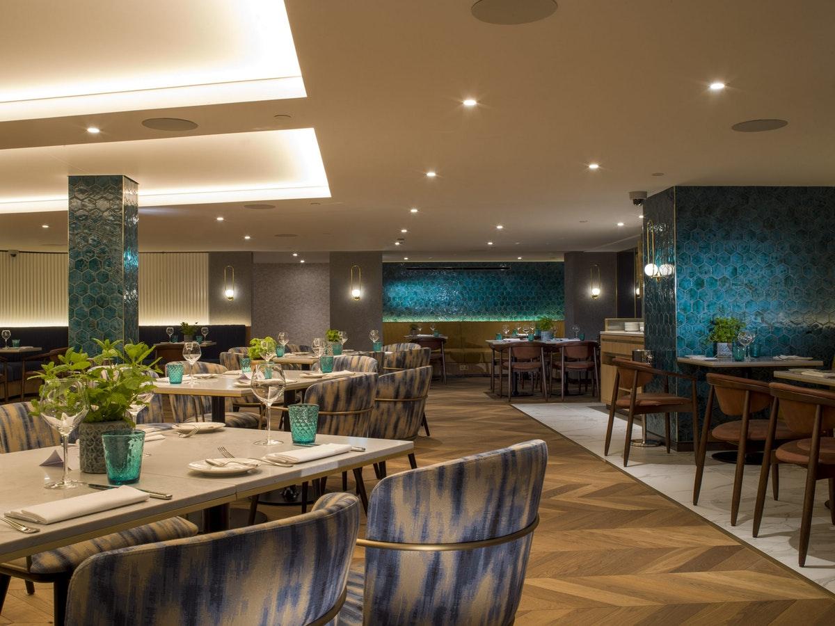 Middle Eight - Covent Garden - Preferred Hotels And Resorts London Luaran gambar The interior of Bluebird