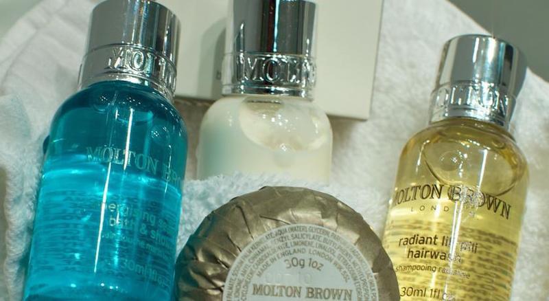 Middle Eight - Covent Garden - Preferred Hotels And Resorts London Luaran gambar Molton Brown products